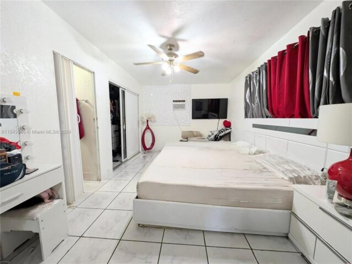 Casa T4 em Miami Gardens, USA N.º 381482