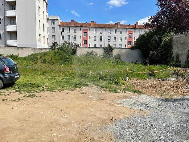 Grundstück in Villefranche-sur-Saone, France 952m², Nr. 263094