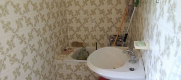 Casa de 5 habitaciónes en Manoppello, Italy No. 89996 10