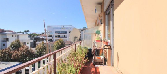 4 rooms Apartment in Pescara, Italy No. 182240 21