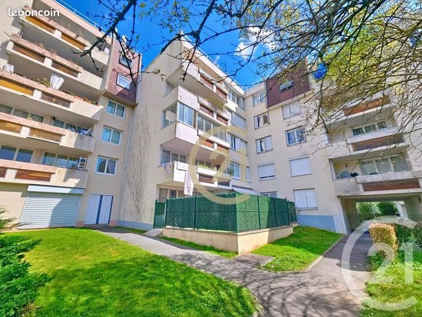 3 Schlafzimmer Wohnung in Villiers-le-Bel, France, Nr. 355273