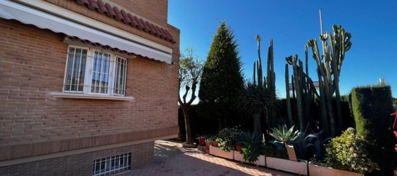 Casa de 4 dormitorios en Alicante, Spain No. 101016 22