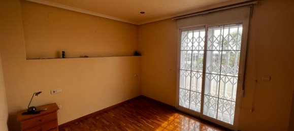 Casa de 4 dormitorios en Alicante, Spain No. 101016 34