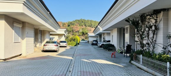 Villa 3+1 à Kemer, Turkey No. 33817 9