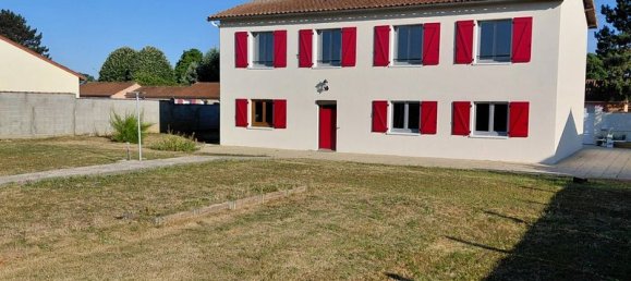 5 bedrooms House in Deux-Sevres, France No. 337782 14