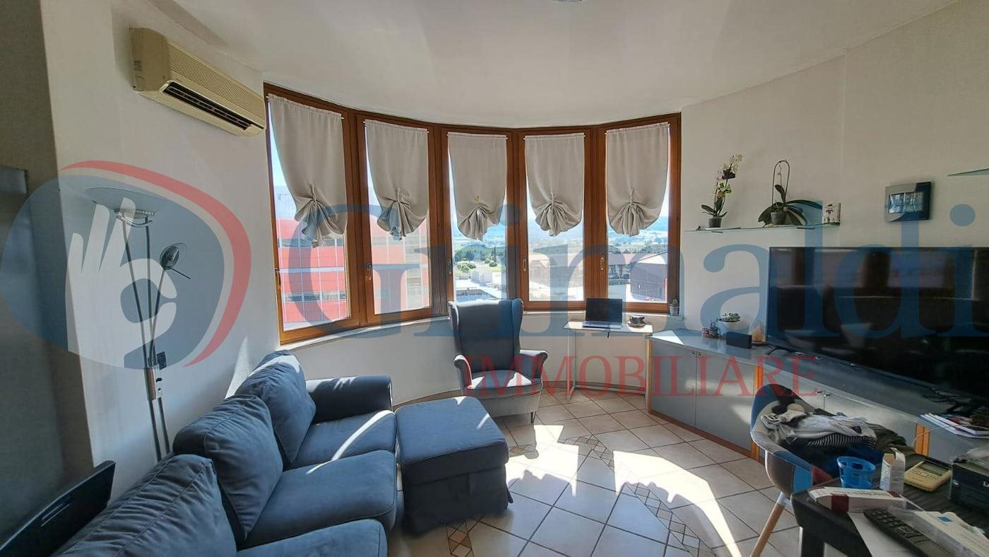 4 rooms Apartment in Cannara, Italy No. 76623