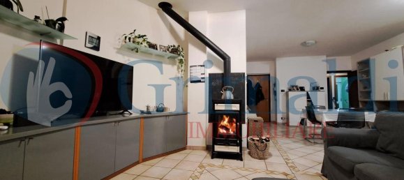 4 rooms Apartment in Cannara, Italy No. 76623 17