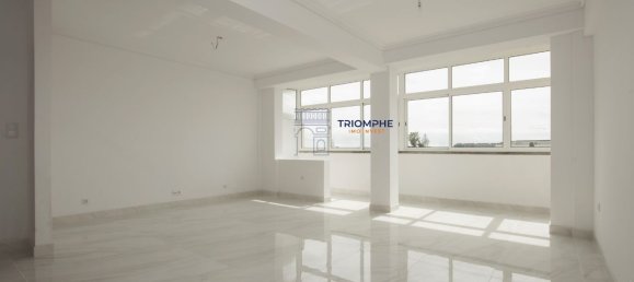 Apartamento de 3 dormitorios en Cascais, Portugal No. 67017 8