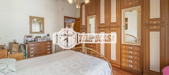 Apartamento de 3 dormitorios en Rome, Italy No. 373472 14