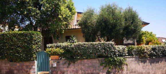 7غرفة شقة في San Vincenzo, Italy رقم 41780 8