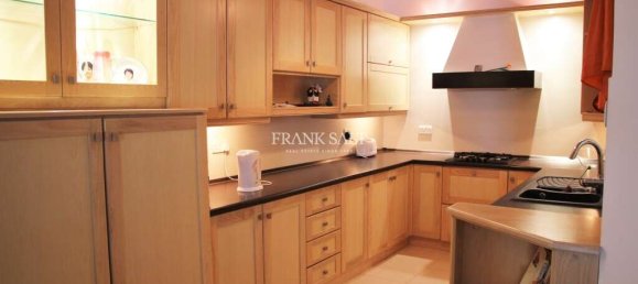 Мезонет с 3 спальнями в Аттард, Мальта № 11196 6