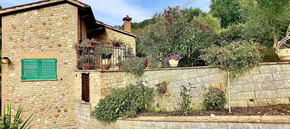 5-Zimmer Haus in Città della Pieve, Italy, Nr. 53677 9