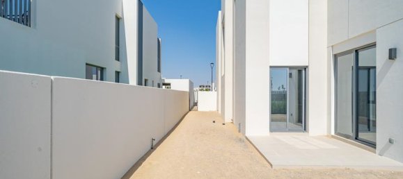 4 bedrooms Villa in Dubai South (Dubai World Central), UAE No. 4113 40