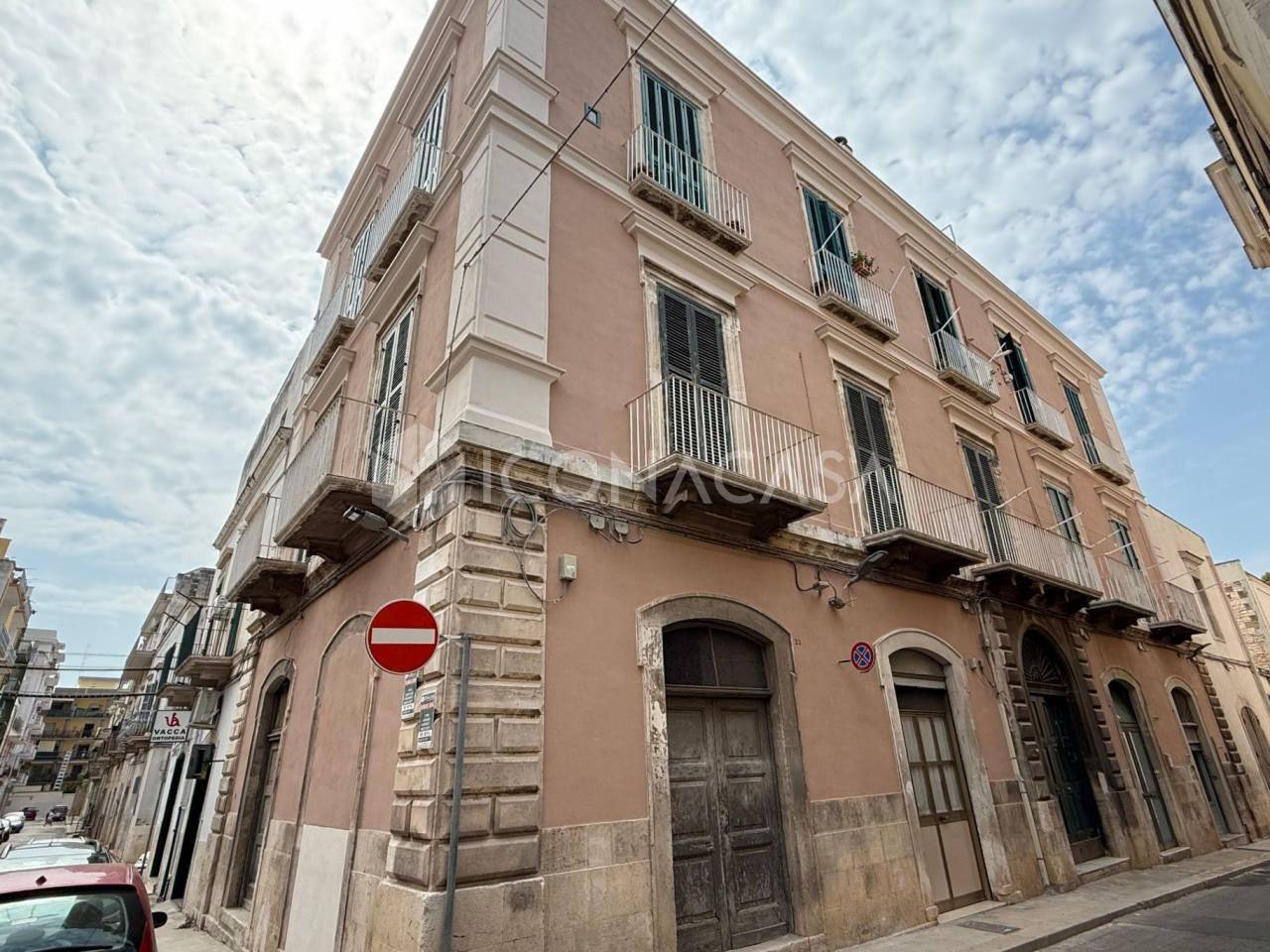 2 rooms Villa in Bitonto, Italy No. 22479