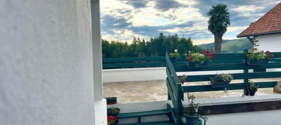 8 bedrooms House in Saint-Palais, France No. 197071 4