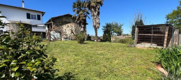 8 bedrooms House in Saint-Palais, France No. 197071 2