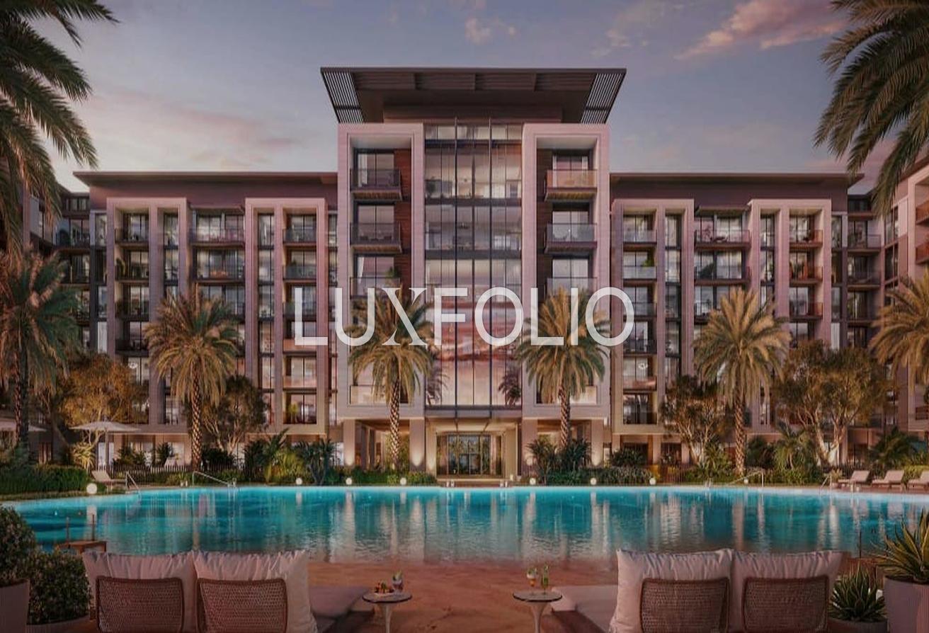 Apartamento de 3 dormitorios en Falcon City of Wonders, UAE No. 101067