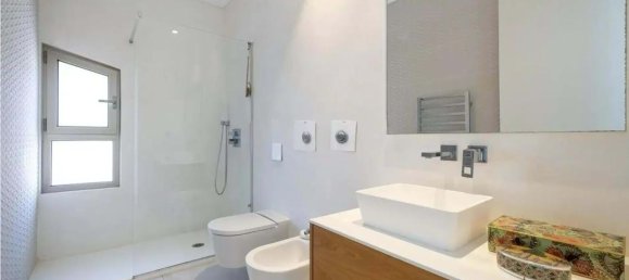 5 bedrooms Villa in Quarteira, Portugal No. 120503 8