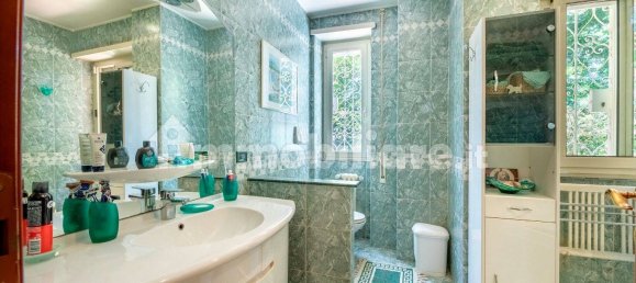 3 bedrooms Apartment in Rome, Italy No. 198025 23