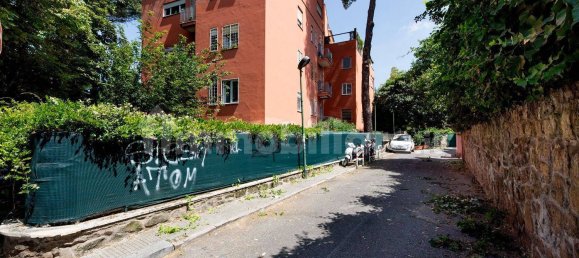 3 bedrooms Apartment in Rome, Italy No. 198025 31