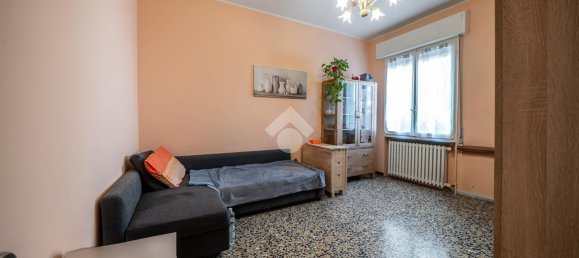 6-Zimmer Gebäude in Reggio Emilia, Italy, Nr. 8048 5