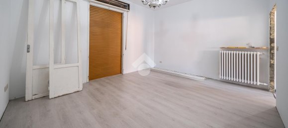 6-Zimmer Gebäude in Reggio Emilia, Italy, Nr. 8048 35