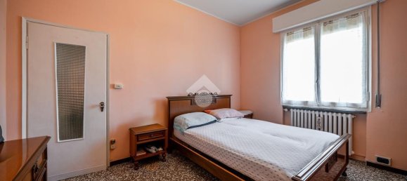 6-Zimmer Gebäude in Reggio Emilia, Italy, Nr. 8048 11