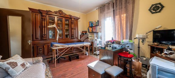 6-Zimmer Gebäude in Reggio Emilia, Italy, Nr. 8048 15