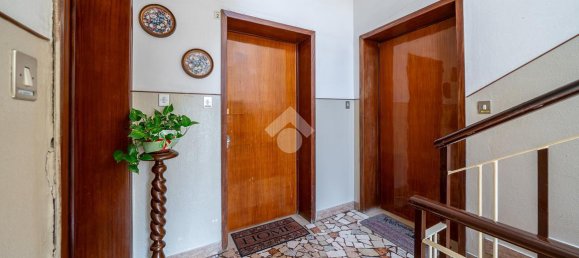 6-Zimmer Gebäude in Reggio Emilia, Italy, Nr. 8048 2