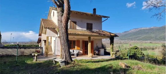 4 Schlafzimmer Villa in Massa Martana, Italy, Nr. 216834 10