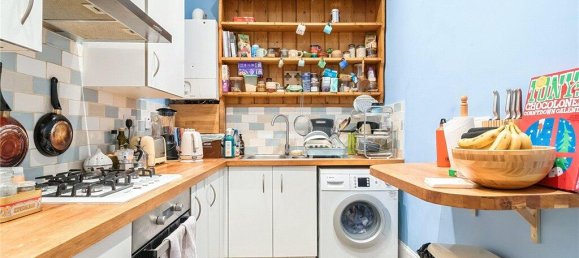 2 bedrooms Apartment in London, United Kingdom No. 7718 4