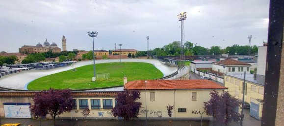 5 rooms Duplex in Padua, Italy No. 29981 10