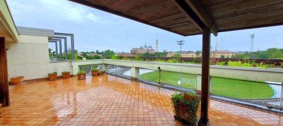 5 rooms Duplex in Padua, Italy No. 29981 27