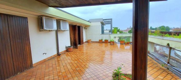 5 rooms Duplex in Padua, Italy No. 29981 12
