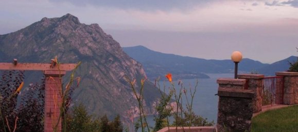 Villa de 5 divisões em Bossico, Italy N.º 157819 3