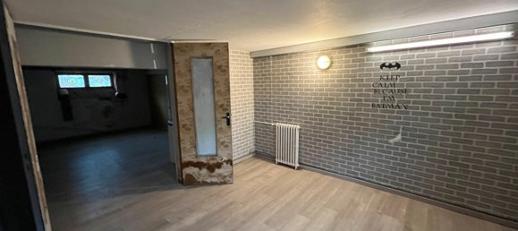 3 bedrooms House in Bourges, France No. 235394 10