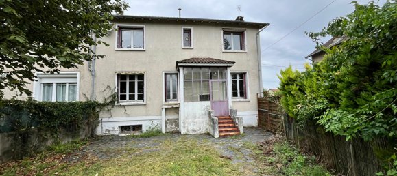 3 bedrooms House in Bourges, France No. 235394 12