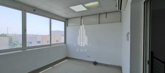 4 bedrooms Villa in Al Reef, UAE No. 35699 6