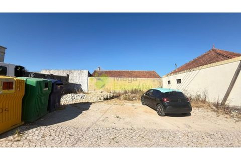 Terrain à Cadaval, Portugal 570m² No. 342432