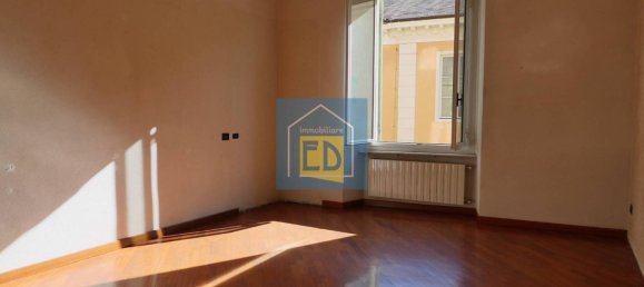 3 Schlafzimmer Wohnung in Savona, Italy, Nr. 183832 4