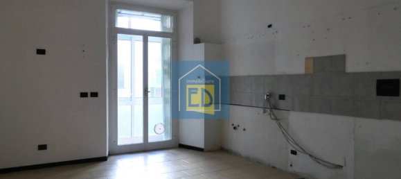 3 Schlafzimmer Wohnung in Savona, Italy, Nr. 183832 16