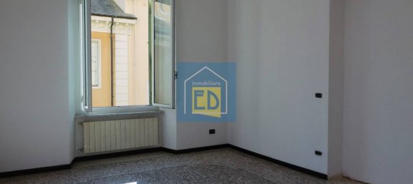 3 Schlafzimmer Wohnung in Savona, Italy, Nr. 183832 5