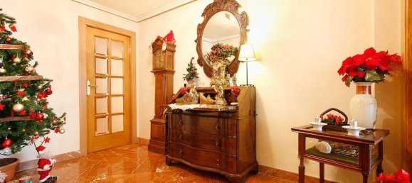 5 bedrooms Apartment in Granada, Spain No. 135440 22