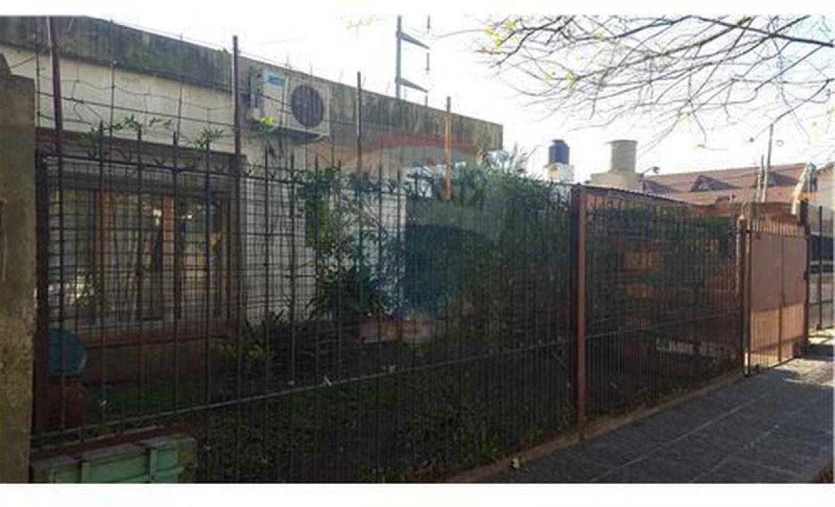 2 bedrooms House in Ituzaingo, Argentina No. 21287