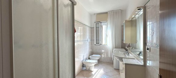 6 rooms Apartment in Chioggia, Italy No. 86287 2