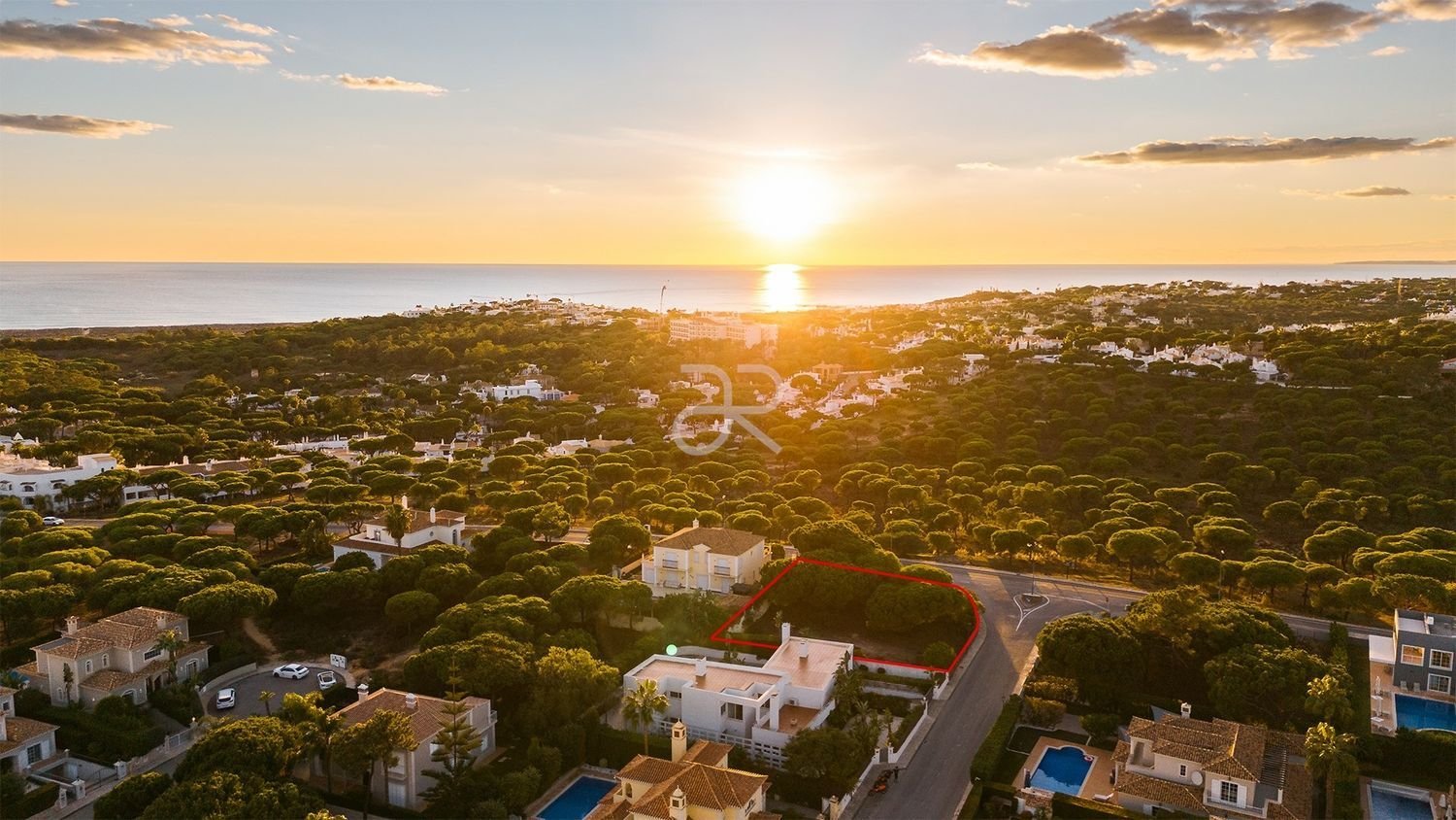 1001m² Land in Almancil, Portugal No. 112941