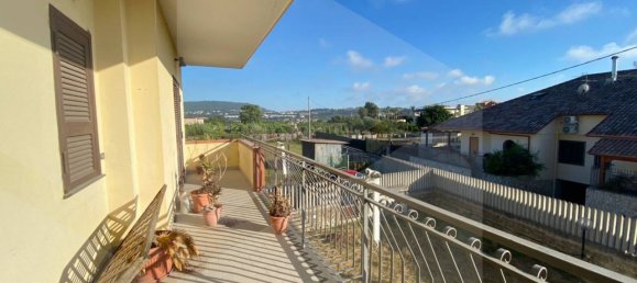 Villa de 10 divisões em Giugliano in Campania, Italy N.º 22631 11