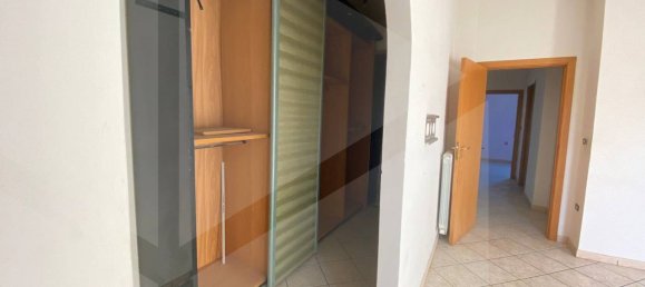 Villa de 10 divisões em Giugliano in Campania, Italy N.º 22631 12