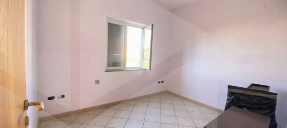 Villa de 10 divisões em Giugliano in Campania, Italy N.º 22631 5