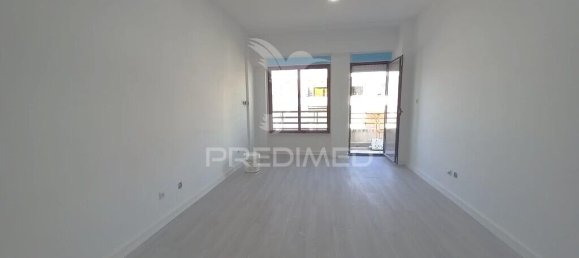 4 bedrooms Apartment in Costa da Caparica, Portugal No. 29488 4